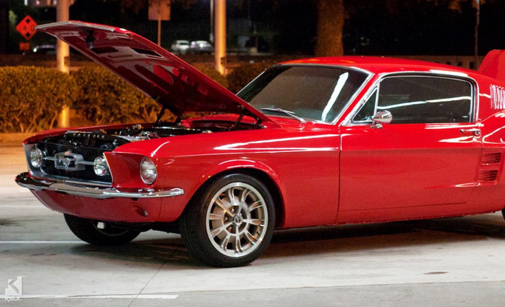RELIC 1967 Mustang Fastback restomod red gfh